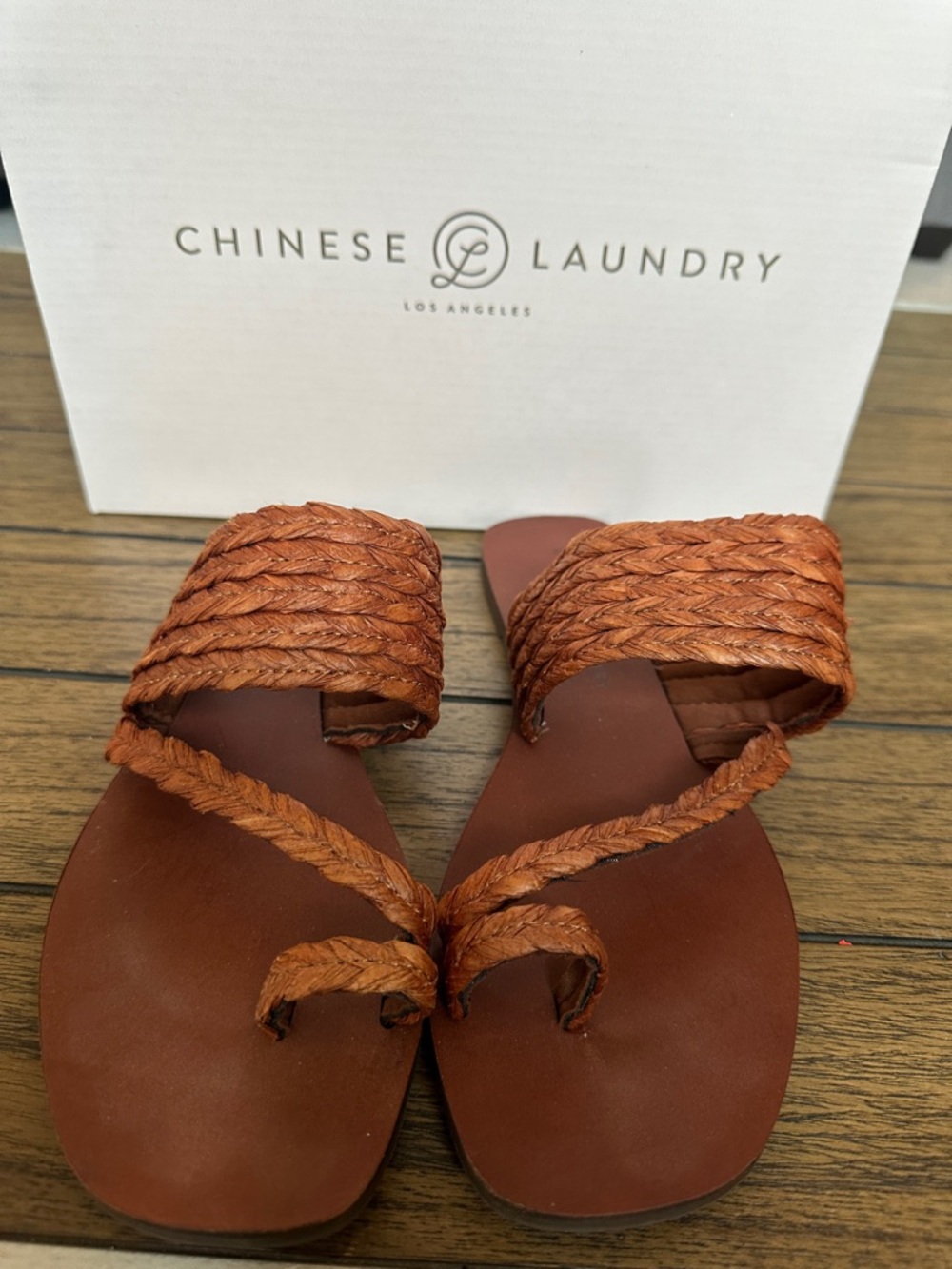 NWT Chinese Laundry Straw Woven Sandals